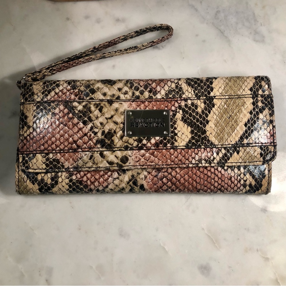Kenneth Cole Reaction Snakeskin Print Wallet Tan, Black and Rose Color